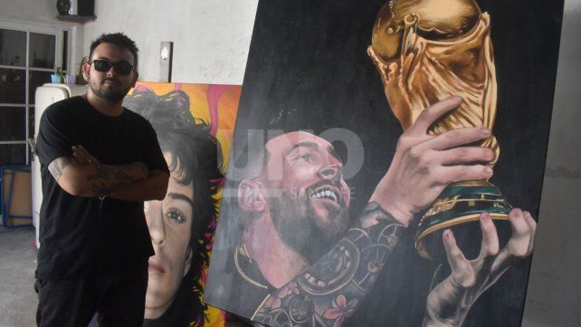 Un artista santafesino pintó a Messi y ahora sueña con entregarle su obra de arte 