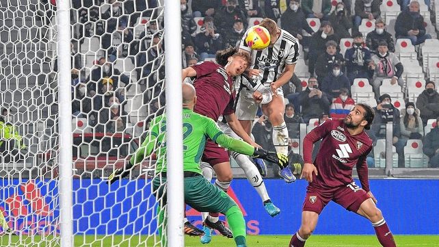Juventus y Torino igualaron en el Clásico de la ciudad que abrió una nueva fecha en Italia.