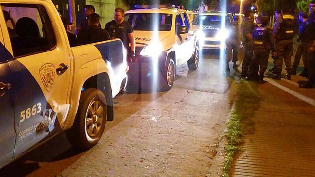 Hirieron a dos hermanos en Alto Verde y buscan al agresor
