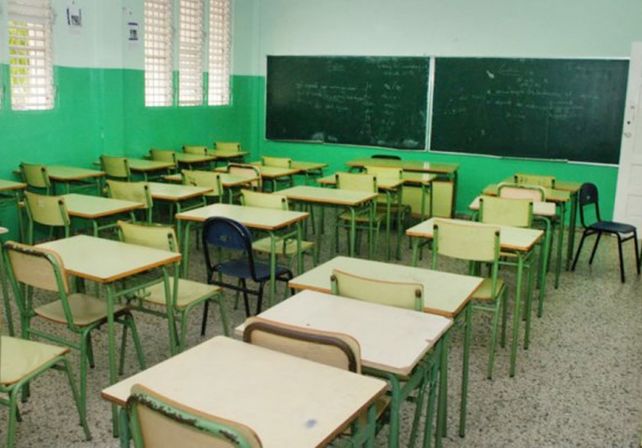 Denuncian a docentes por tener sexo en un colegio