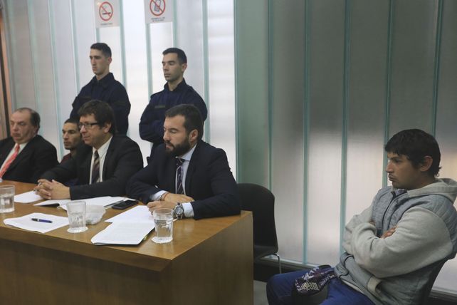 Duras críticas a testigos y absolución para acusados de matar a un adolescente