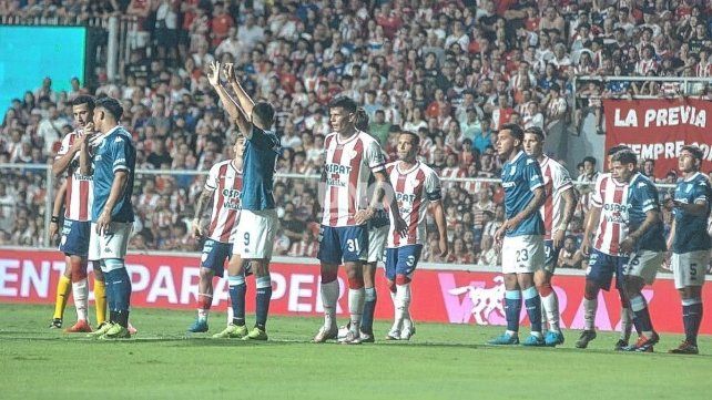El minuto a minuto del partido entre Unión y Racing en Santa Fe El minuto a minuto del partido entre Unión y Racing en Santa Fe
