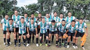 En el Polideportivo de Llambi Campbell no pudo imponerse a Colón de Emilia, pero sigue expectante en el campeonato Paivense.
