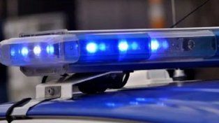 Insólito: un policía robó las gomas de su propio patrullero para saldar una deuda de $400.000