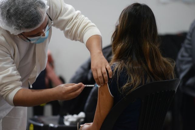 En Santa fe ya se está citando para la colocación de una cuarta inyección contra el Covid.