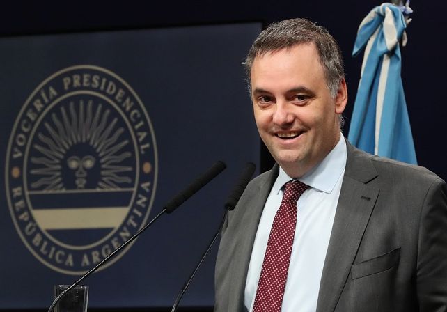 El vocero presidencial criticó a “la mafia sindical” y “la casta judicial”.