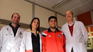 Trasplantan al primer paciente con corazón artificial de América latina