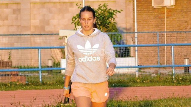 Josefina Brunet competirá en la prueba de salto con garrocha en Concepción del Uruguay.