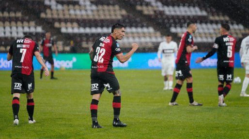 Newells cantó la primera victoria de visitante, merecida y con un innecesario sufrimiento