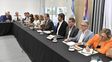 El funcionariado provincial escuchó a Bordet en la primera reunión luego de la Asamblea Legislativa. (Foto: Prensa Gobernación) El funcionariado provincial escuchó a Bordet en la primera reunión luego de la Asamblea Legislativa. (Foto: Prensa Gobernación)
