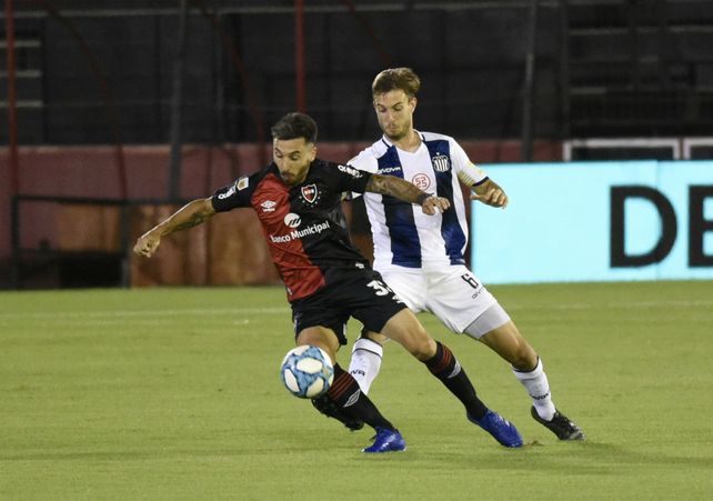 Newells no aprovechó las ventajas y terminó empatando con Talleres