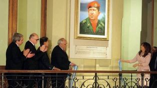 Sacan los bustos de tres dictadores, pero dejan el de Rivadavia