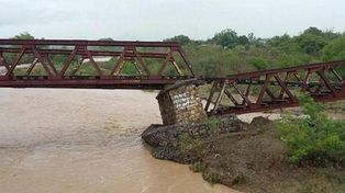 Cayó un puente del Tren a las Nubes luego de que pasaran 172 pasajeros