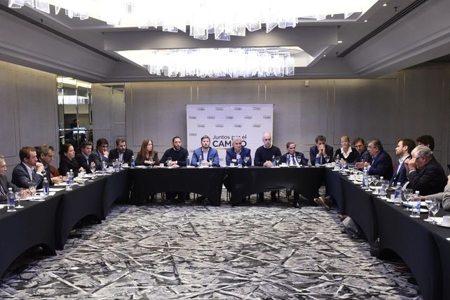 Los presidentes de los partidos se reunieron este miércoles para definir una estrategia electoral.