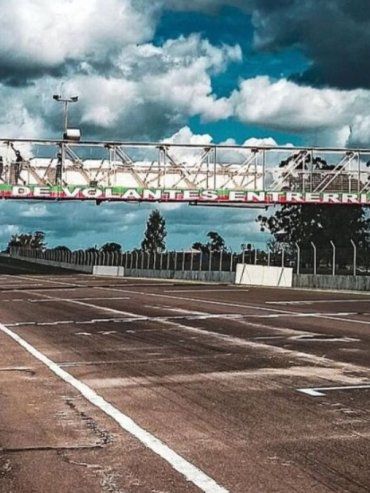 El Gobierno provincial otorgó un subsidio al Club de Volantes Entrerrianos