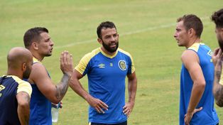 Los referentes se tomaron con seriedad y analizaron errores durante el amistoso.