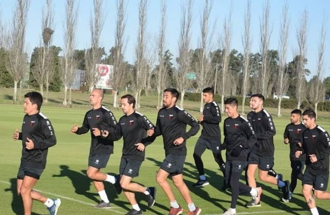 ¿Qué equipo parará Lavallén en el duelo clave ante Rosario Central?