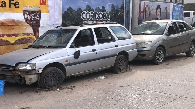 Hay cerca de 300 autos abandonados en la ciudad de Santa Fe y el municipio comenzará a remover los primeros 40