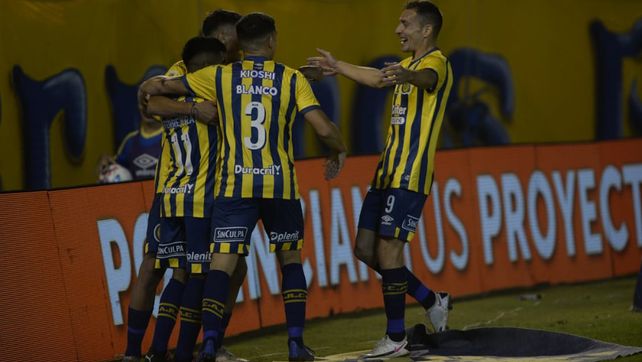 Central venció a Estudiantes y la fiesta canalla la desató el gol de Marco Ruben