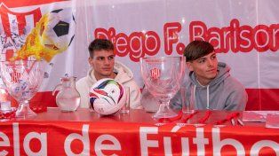 Kevin Zenón y Jerónimo Dómina participaron del sorteo del fixture del Torneo Diego Barisone.