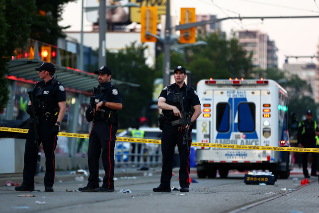 Las calles de Toronto se vieron sacudidas este sábado por un mortal tiroteo en el marco de un festival callejero.