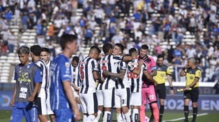 Talleres aprovechó sus chances y se quedó con un claro triunfo ante Godoy Cruz