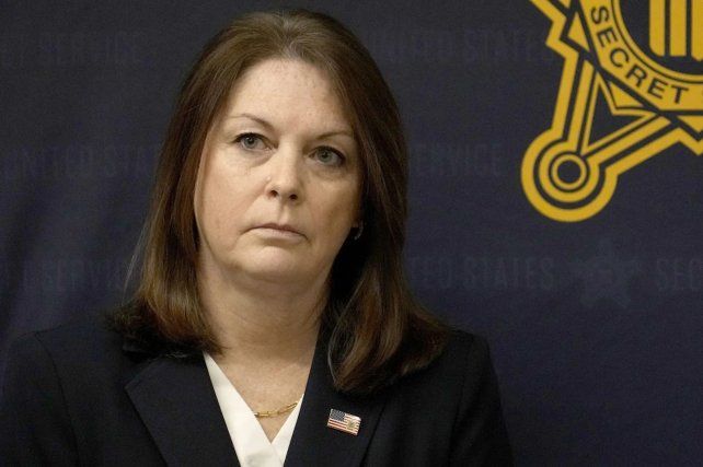 Tras las críticas por el atentado a Trump, la jefa del Servicio Secreto dijo que no va a renunciar