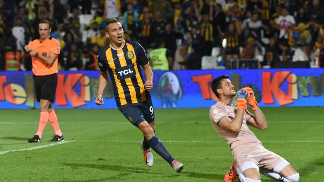 Marco Ruben jugó aun solo partido junto a Herrera, lo hizo más como ladero de Fernando Zampedri.
