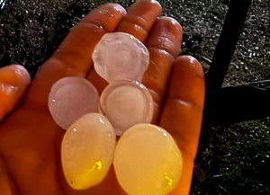 Alerta por tormentas y fuertes vientos en todo el país: ya cayó granizo en el Amba