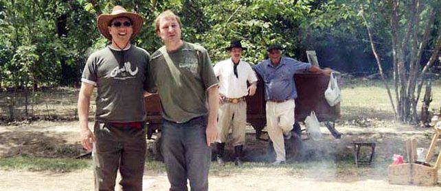 El árbitro de la pelea central entre Guillermo Cornaglia (Bouquet) y Leandro Dietschi (Montes de Oca) será el ex arquero de la selección nacional de fútbol Roberto Pato Abbondanzieri.