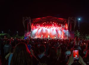 Primavera y Día del Estudiante en el Fan Fest del Parque del Sur: grilla de shows, ingresos y cortes de tránsito