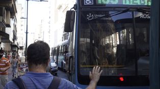 Los choferes rosarinos están alertas y quieren novedades sobre el aguinaldo.