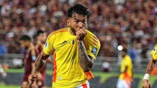 Colombia goleó de visitante a Venezuela.