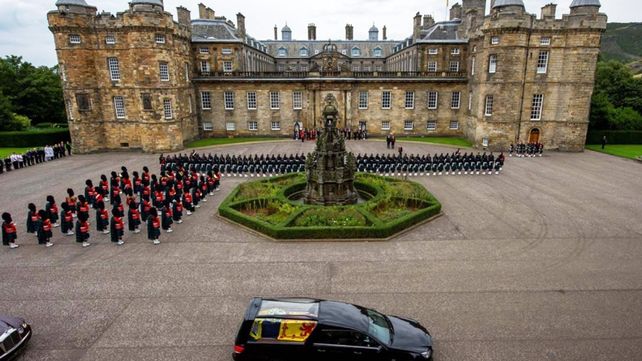 El funeral de la reina Isabel II en la Abadía de Westminster se llevó a cabo en el edificio en el que se casó y fue coronada la monarca de Reino Unido