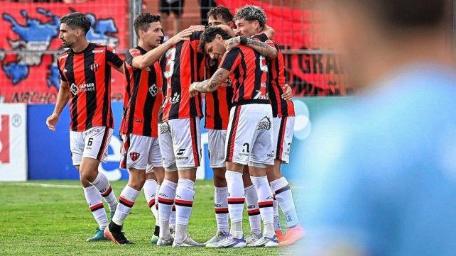 Patronato adelantó su próximo juego por el Superclásico