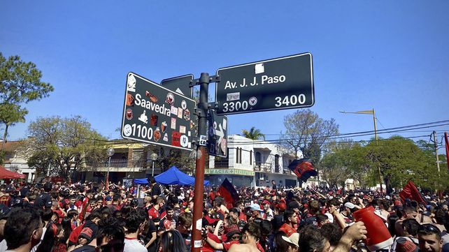 Rehenes en sus propios domicilios: el drama que viven vecinos de Bº Centenario ante cada partido de Colón