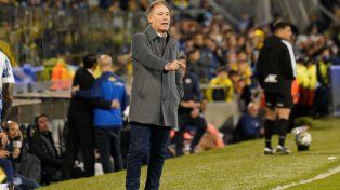 Ariel Holan se la juega con un equipo bien ofensivo. Quiere que Central se vuelva con los tres puntos.
