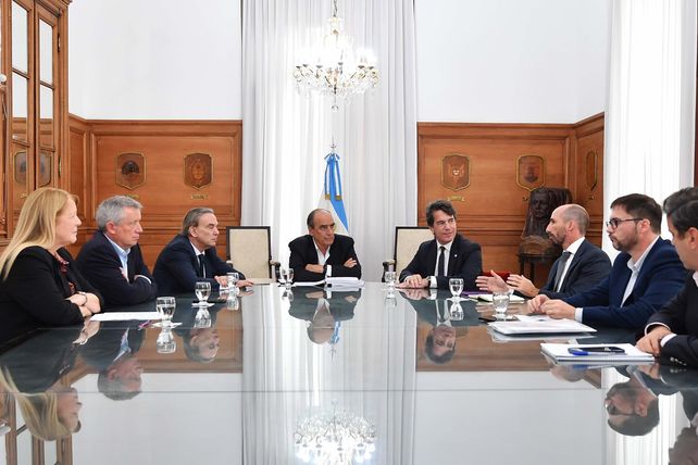 Guillermo Francos y Nicolás Posse recibieron en la Casa de Gobierno a legisladores del bloque Hacemos Coalición Federal.
