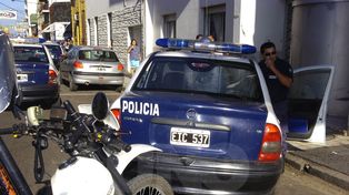 Bonfatti firmó el decreto para la incorporación de personal policial retirado