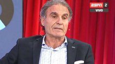 El exfutbolista Oscar Ruggeri disparó contra la clase política argentina y la comparó con San Martín. El exfutbolista Oscar Ruggeri disparó contra la clase política argentina y la comparó con San Martín.