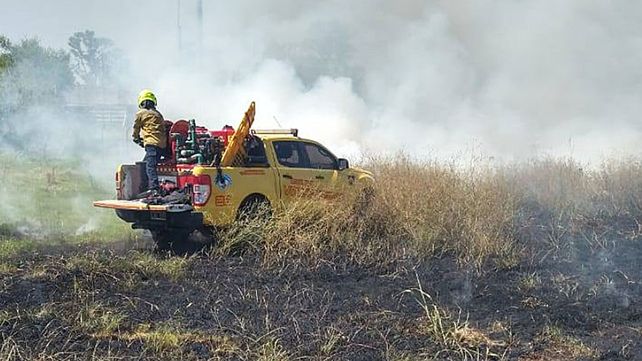 Las quemas de pastizales se multiplican por la sequía, el calor y la mano del hombre