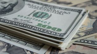 Dólar en Rosario: el precio del blue trepó este martes y pasó la barrera de los $1.300