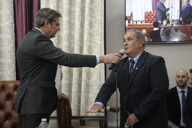 Jury a Rossi: Juraron los legisladores que deberán definir las recusaciones