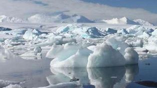 Preocupaci&oacute;n por un enorme bloque de hielo que se desprendi&oacute; de la Ant&aacute;rtida