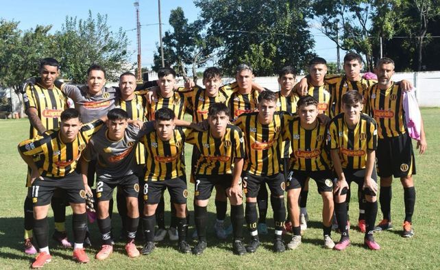 Cuatro clásicos apasionantes en la Rosarina se disputarán este domingo y sobresale el derbi en Álvarez
