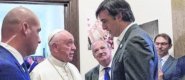 cara a cara. Francisco y Bullrich intercambiaron saludos y mensajes. No hablaron de política.