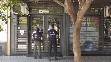 La mutual 23 de Julio, de San Martín al 2300, uno de los 16 domicilios allanados en Rosario. La mutual 23 de Julio, de San Martín al 2300, uno de los 16 domicilios allanados en Rosario.