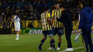 &nbsp;“No queremos perseguir a Tevez, no tenemos nada personal contra él. Pero su caso es una muestra más de lo mal que se maneja Atfa”, dijo José Úbeda, secretario adjunto de la Asociación de Técnicos del Fútbol Argentino.&nbsp;