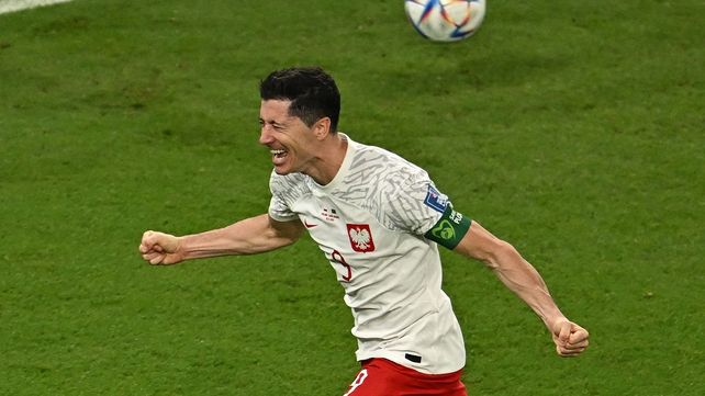Polonia derrotó a Arabia Saudita y encendió el Grupo C