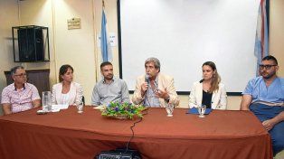 El Ministerio de Salud entregó la resolución por la cual se designa como nueva directora del San Martín a María Emilia Sattler.